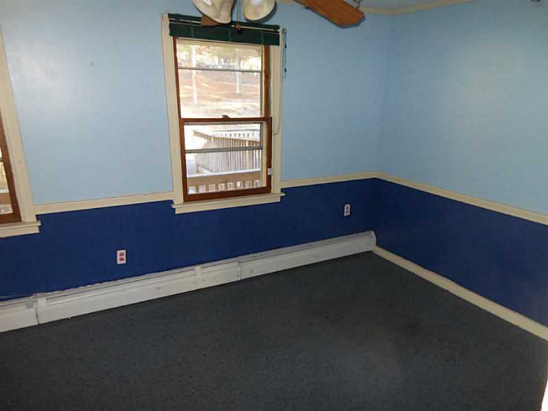 31 Kennedy Road Foster, RI 02825 - Photo 9 of 25 Den/Family/Great Room.