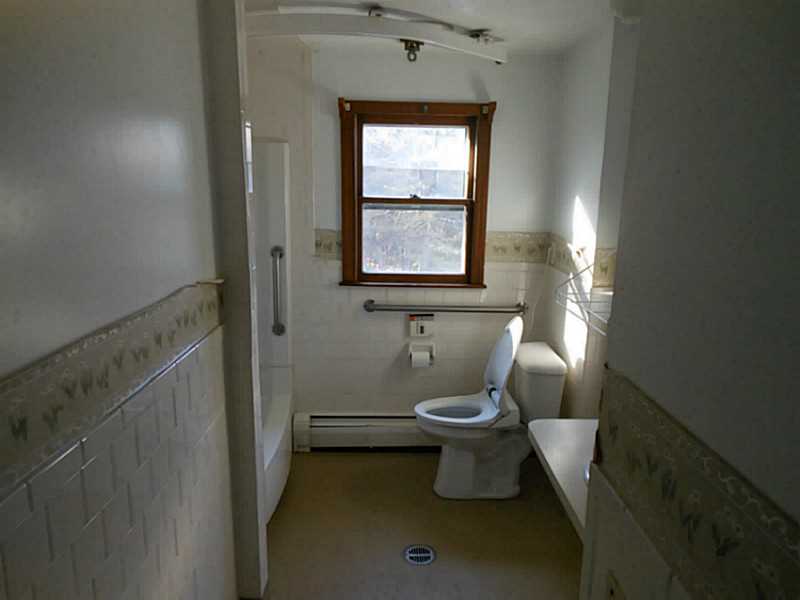 31 Kennedy Road Foster, RI 02825 - Photo 10 of 25 Bathroom.