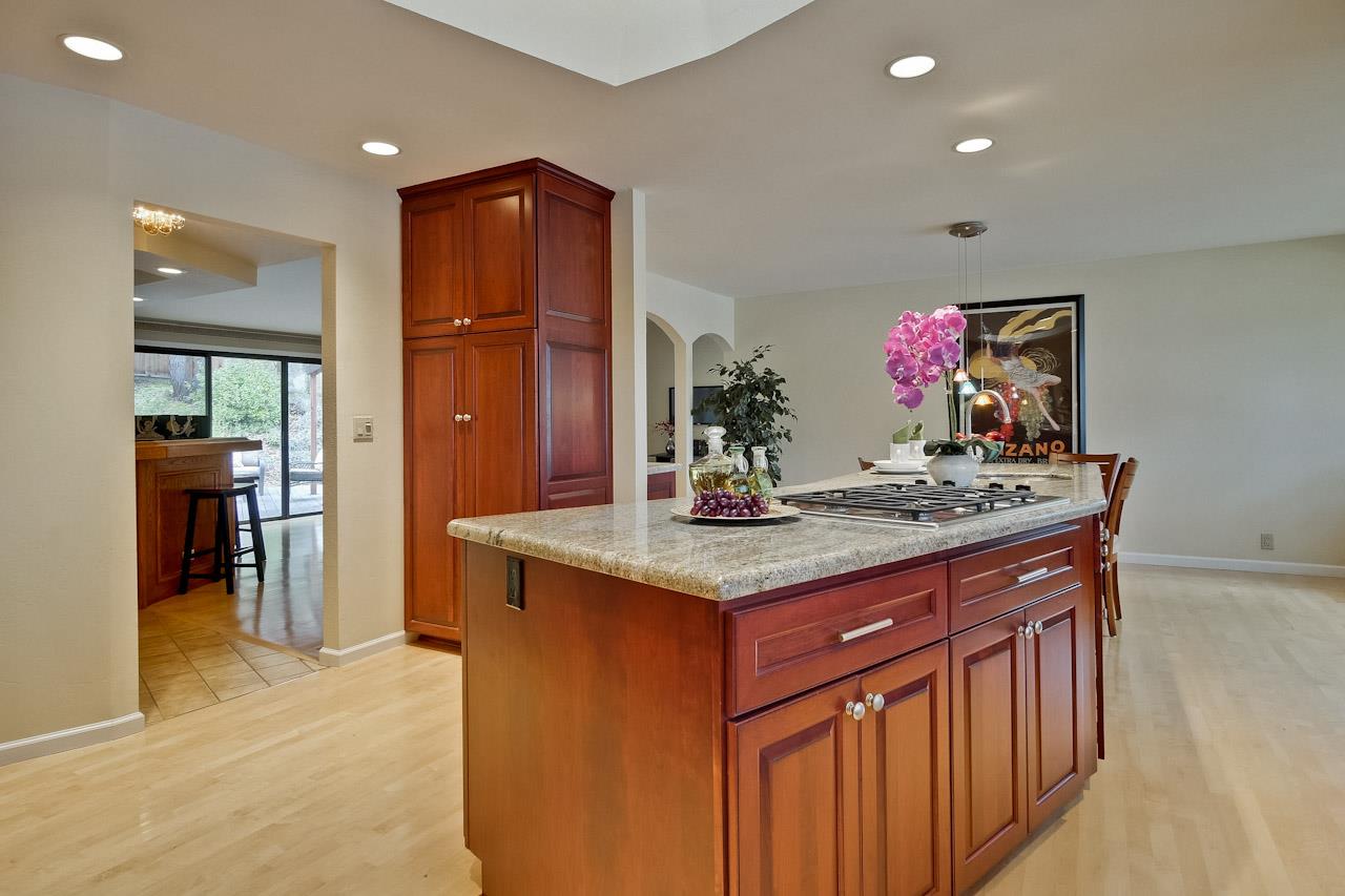 10075 Crescent Road Cupertino, CA 95014 - Photo 13 of 37 Gallery Image 13
