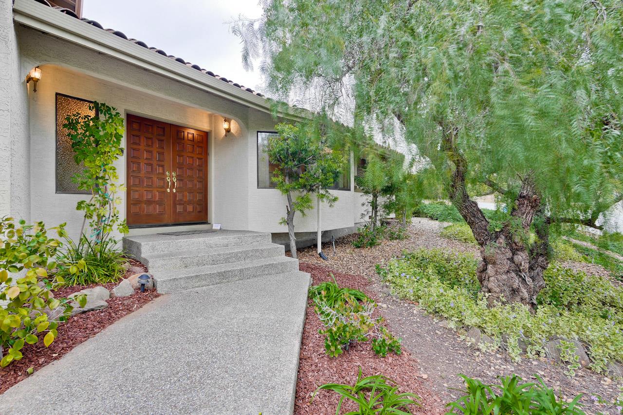 10075 Crescent Road Cupertino, CA 95014 - Photo 2 of 37 Gallery Image 2