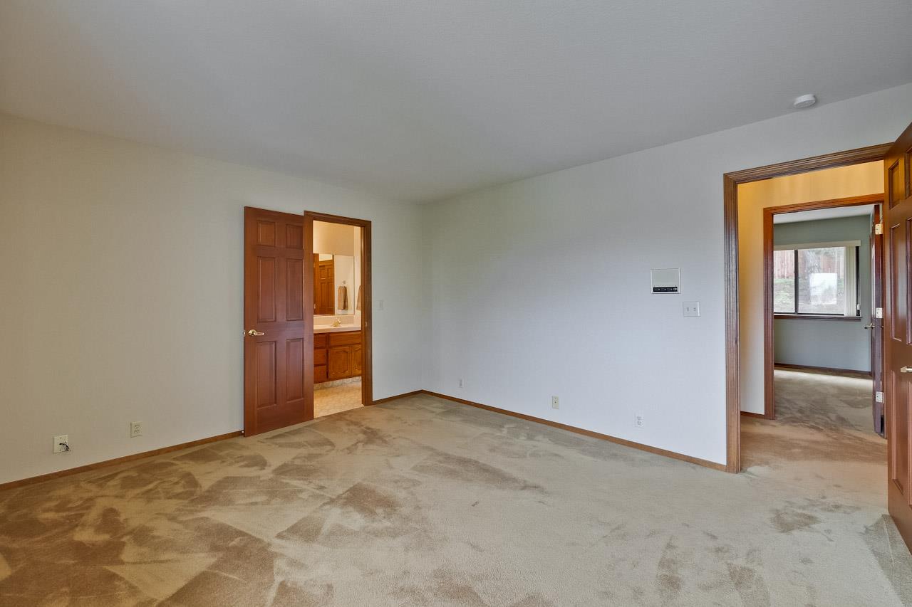 10075 Crescent Road Cupertino, CA 95014 - Photo 22 of 37 Gallery Image 22