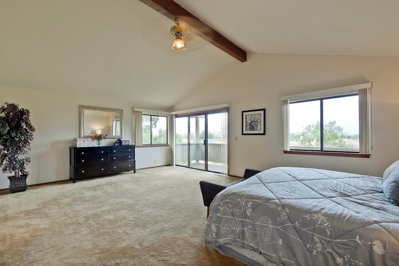 10075 Crescent Road Cupertino, CA 95014 - Photo 28 of 37 Gallery Image 28