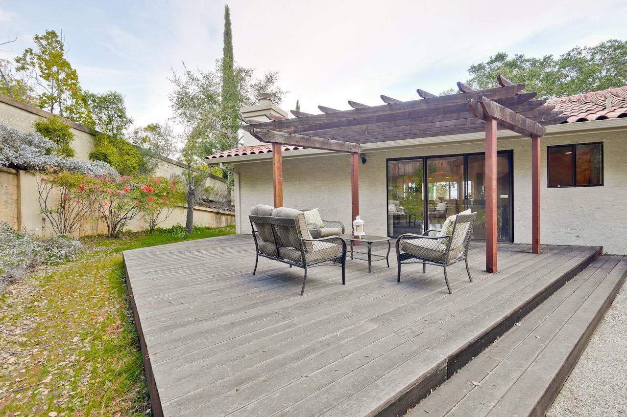 10075 Crescent Road Cupertino, CA 95014 - Photo 36 of 37 Gallery Image 36