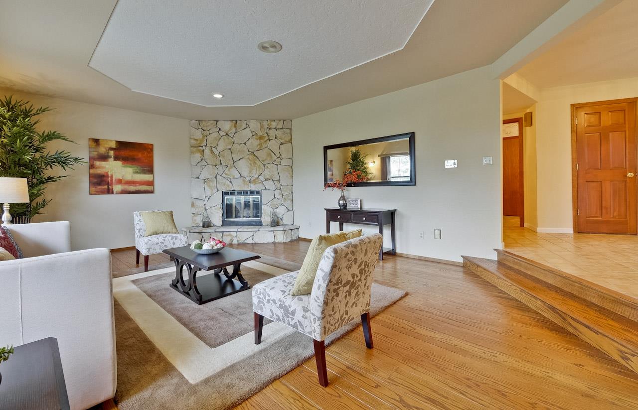10075 Crescent Road Cupertino, CA 95014 - Photo 8 of 37 Gallery Image 8