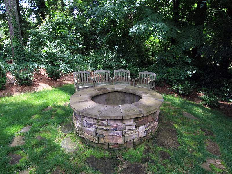 3409 Edgemont Drive Raleigh, NC 27612 - Photo 24 of 25 Photo 24