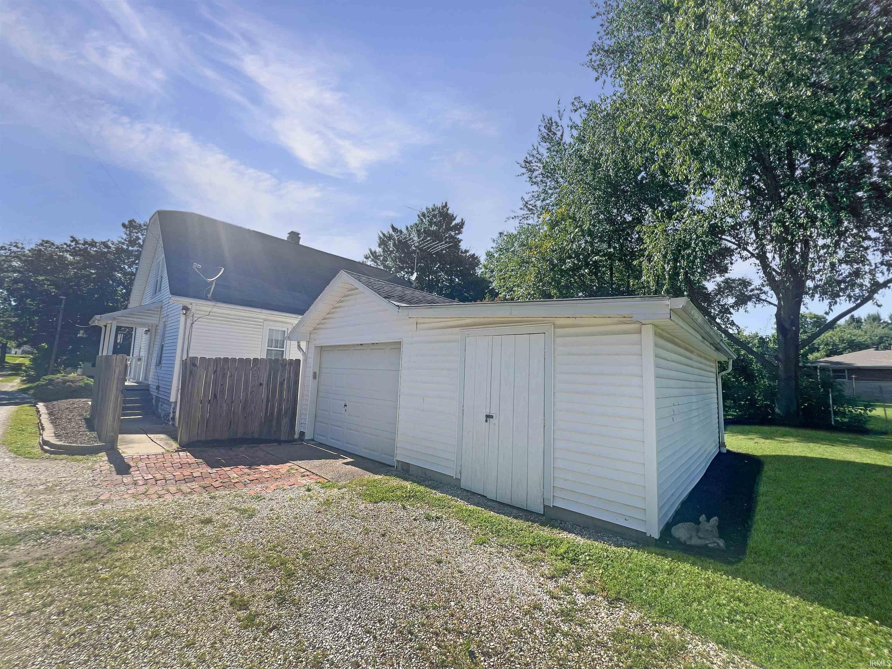 109 North Walnut Street Huntingburg, IN 47542 - Photo 6 of 31