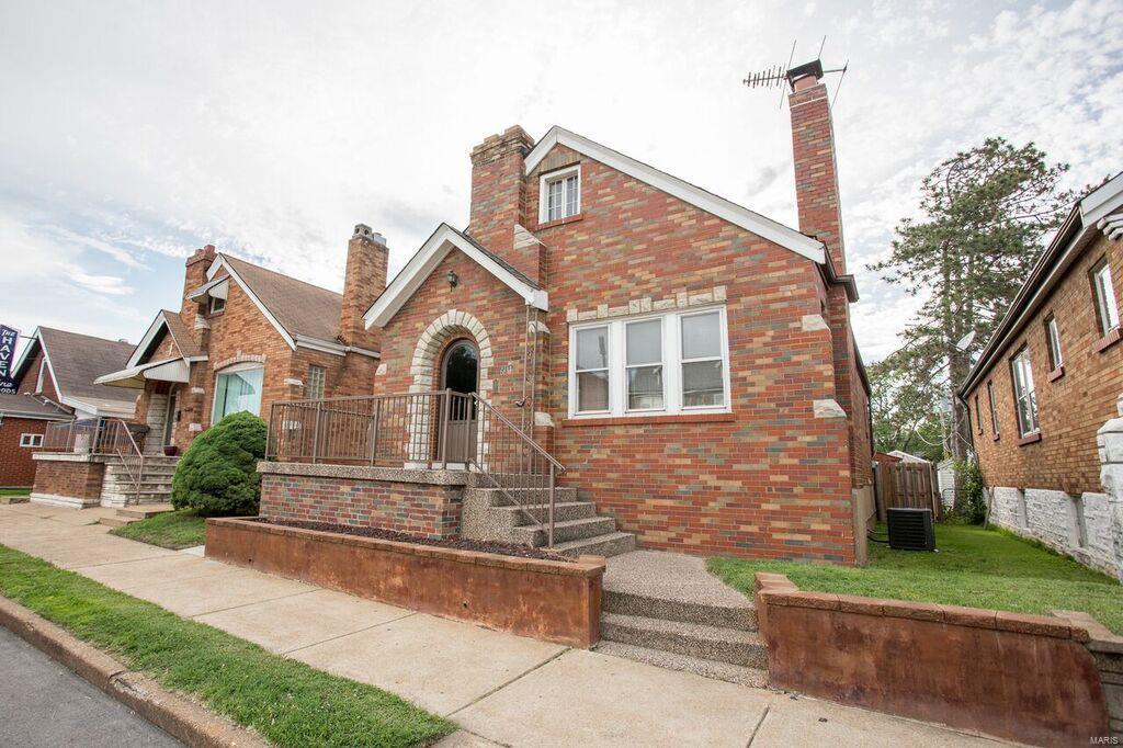 6617 Morgan Ford Road St. Louis, MO 63116 - Photo 2 of 15