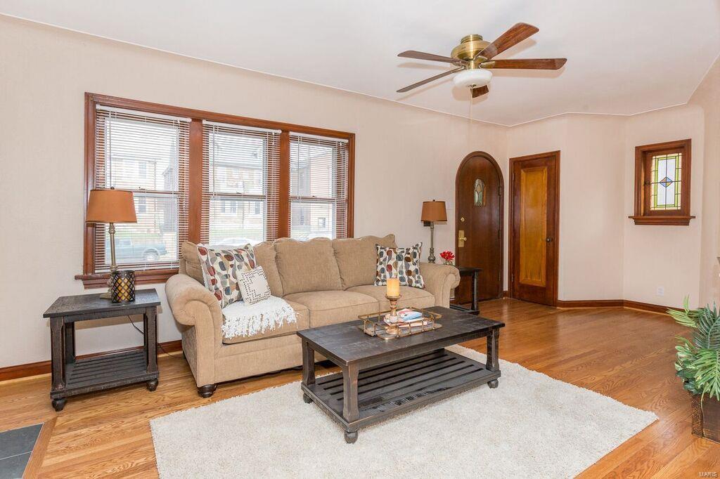6617 Morgan Ford Road St. Louis, MO 63116 - Photo 3 of 15