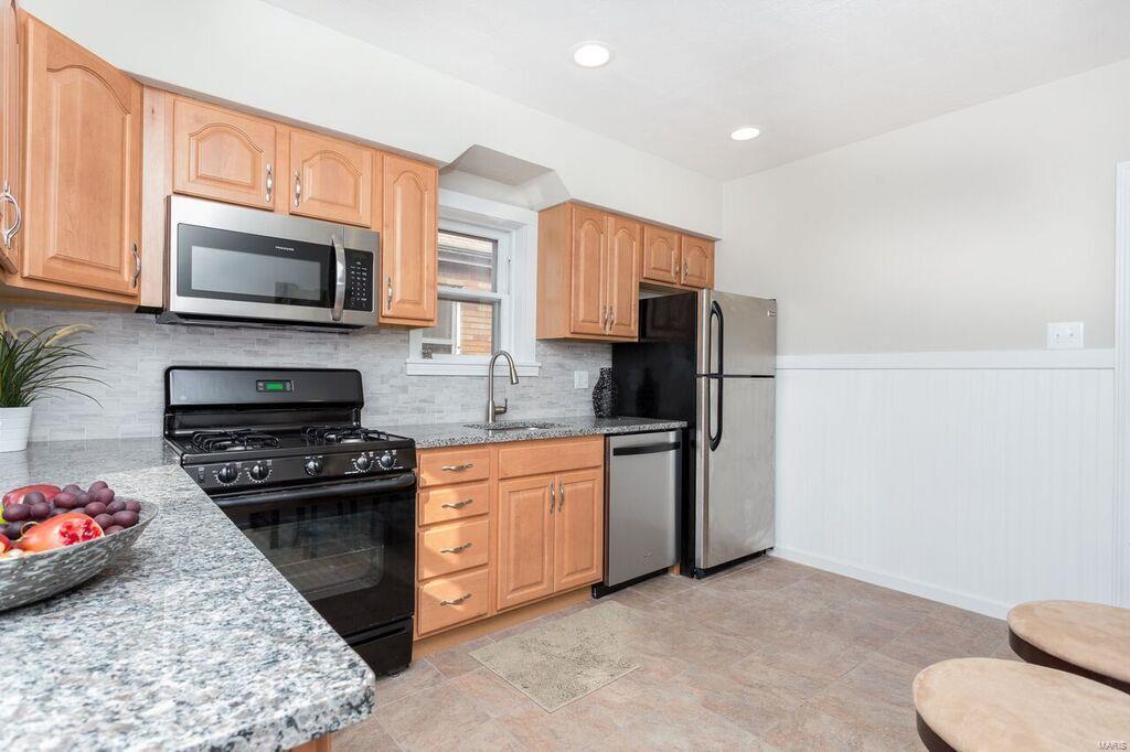 6617 Morgan Ford Road St. Louis, MO 63116 - Photo 9 of 15