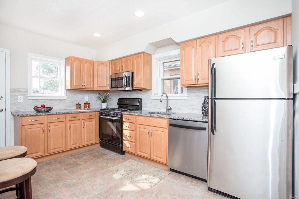6617 Morgan Ford Road St. Louis, MO 63116 - Photo 10 of 15