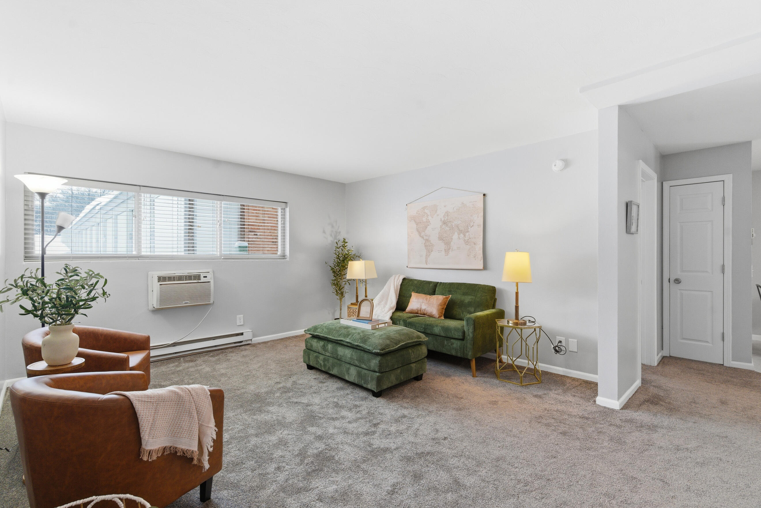 756 West Kilgore Road, Unit 108 Kalamazoo, MI 49008 - Photo 3 of 25 DSC04979