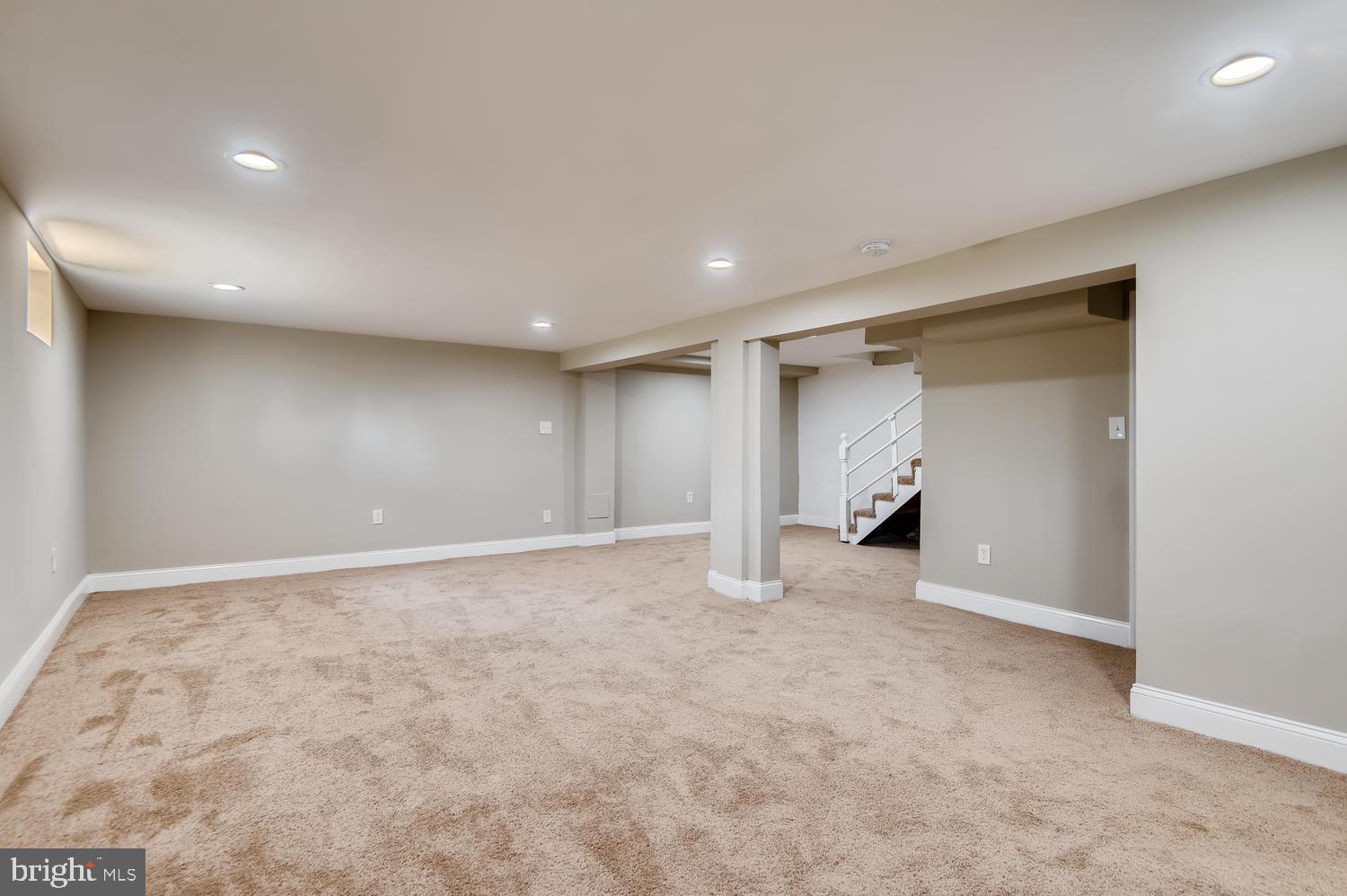 4026 Ridgecroft Road Baltimore, MD 21206 - Photo 23 of 33
