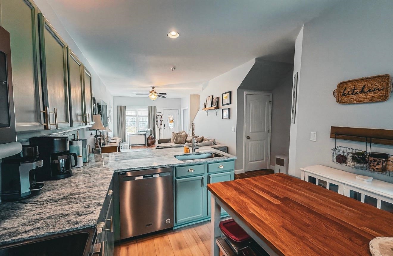 52 Trinity Circle, Unit A Rochester, NH 03839 - Photo 5 of 18