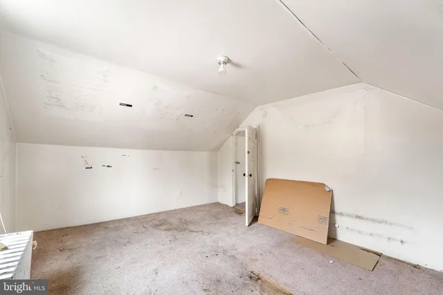 $250,000 | 221 White Horse Pike, Waterford Works, NJ 08089