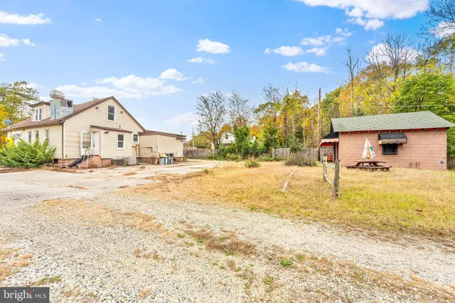 $250,000 | 221 White Horse Pike, Waterford Works, NJ 08089