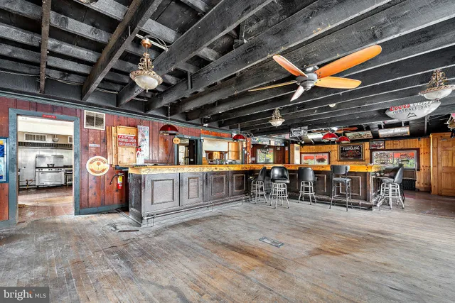 $250,000 | 221 White Horse Pike, Waterford Works, NJ 08089