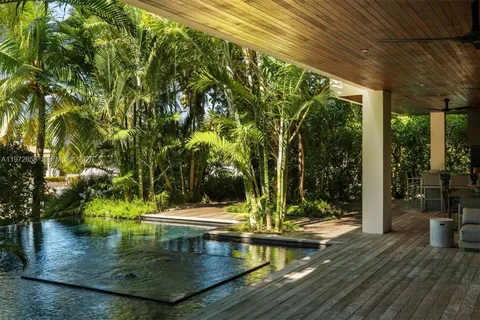 $17,500,000 | 6850 Sunrise Court, Coral Gables, FL 33133