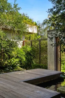 $17,500,000 | 6850 Sunrise Court, Coral Gables, FL 33133