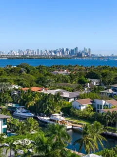 $17,500,000 | 6850 Sunrise Court, Coral Gables, FL 33133