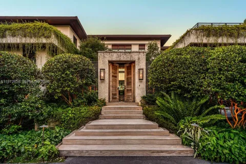 $17,500,000 | 6850 Sunrise Court, Coral Gables, FL 33133