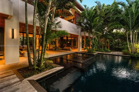 $17,500,000 | 6850 Sunrise Court, Coral Gables, FL 33133