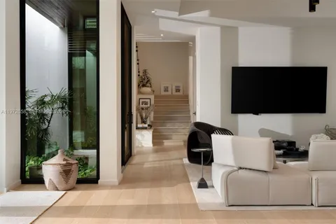 $17,500,000 | 6850 Sunrise Court, Coral Gables, FL 33133