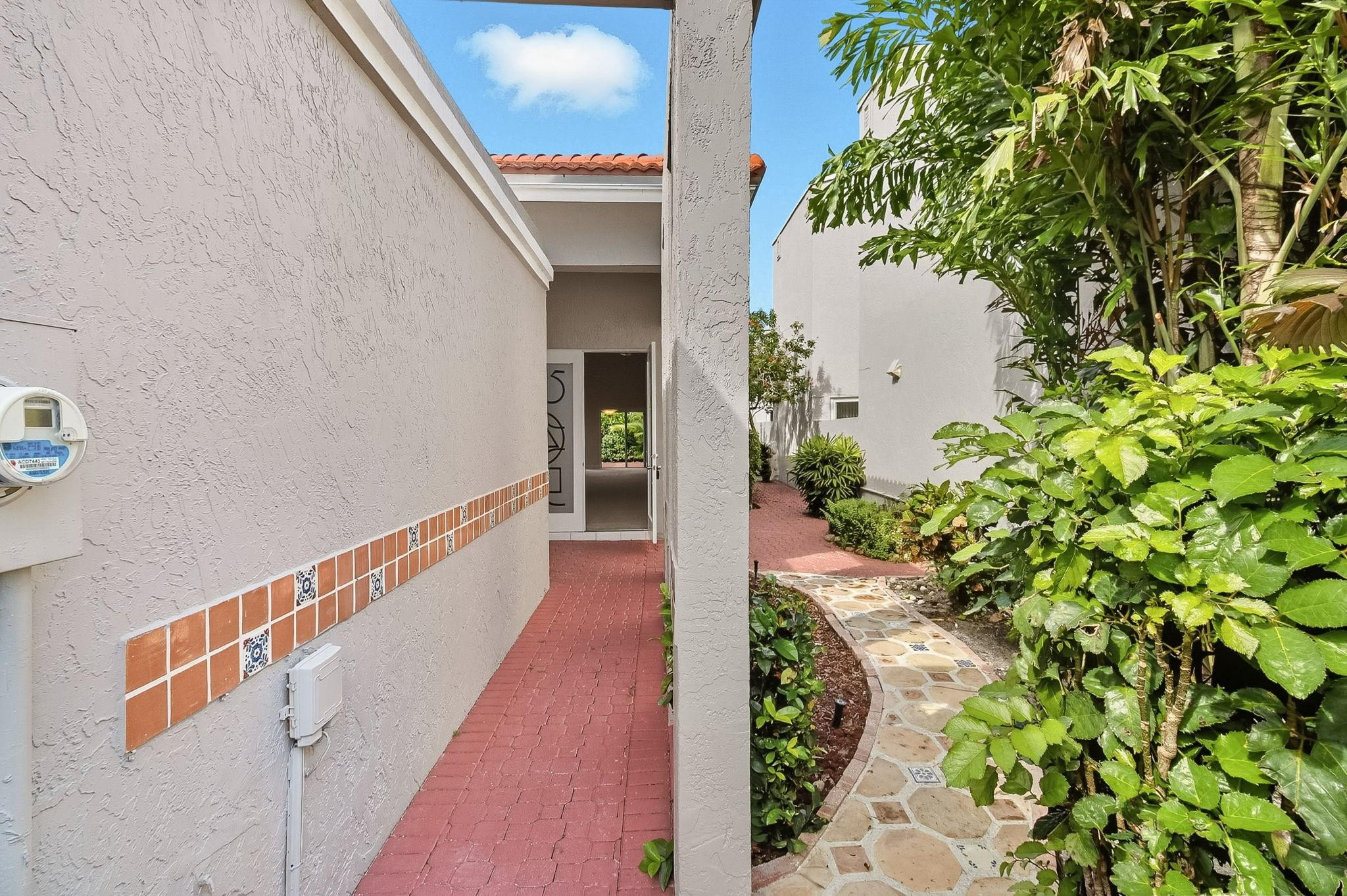 17277 Hampton Boulevard Boca Raton, FL 33496 - Photo 2 of 31 Photo 2