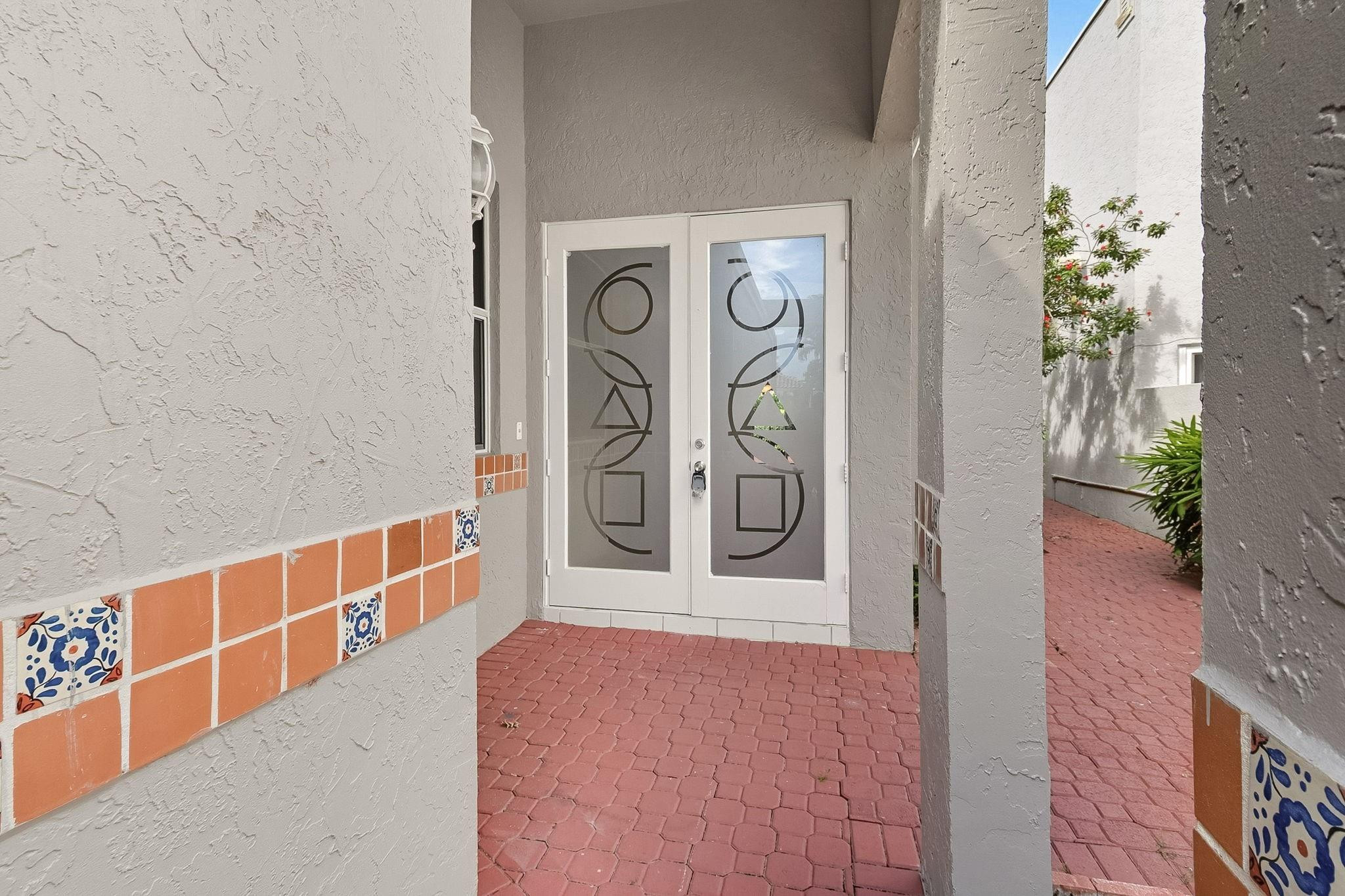 17277 Hampton Boulevard Boca Raton, FL 33496 - Photo 4 of 31 Photo 4