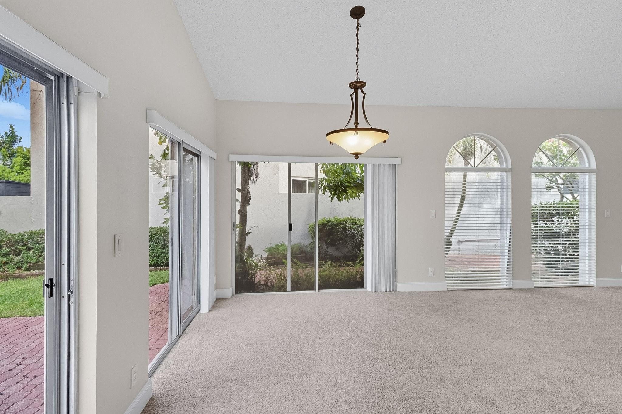 17277 Hampton Boulevard Boca Raton, FL 33496 - Photo 9 of 31 Photo 9