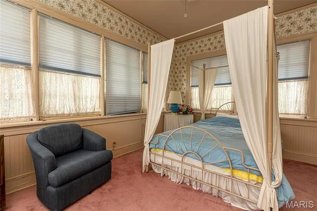 $495,000 | 202 West Poplar Street, Harrisburg, IL 62946