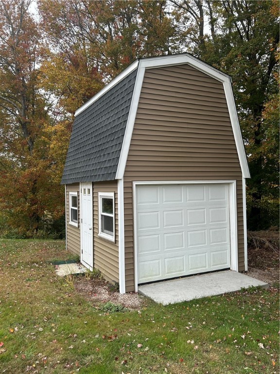 3 Terry Circle Westerly, RI 02891 - Photo 8 of 38