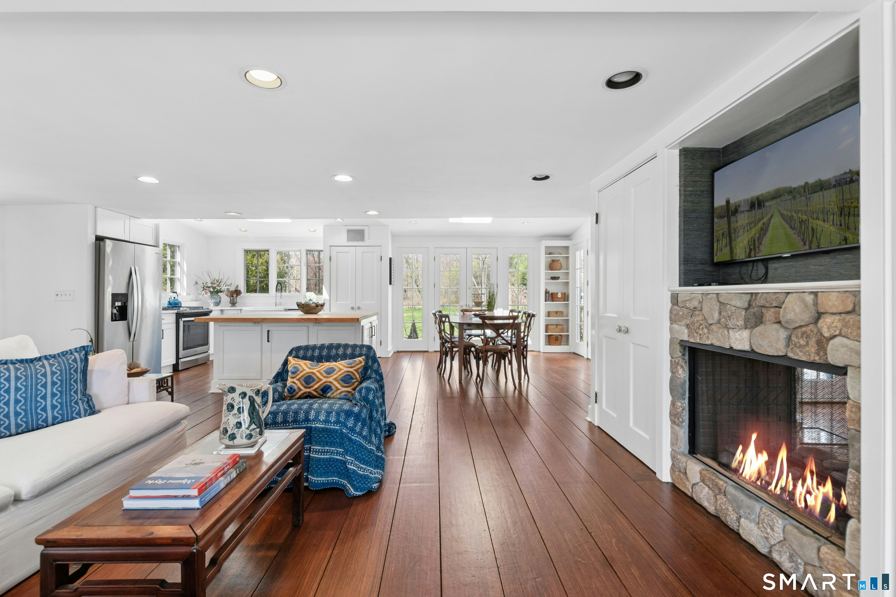 561 Middlesex Road Darien, CT 06820 - Photo 18 of 38