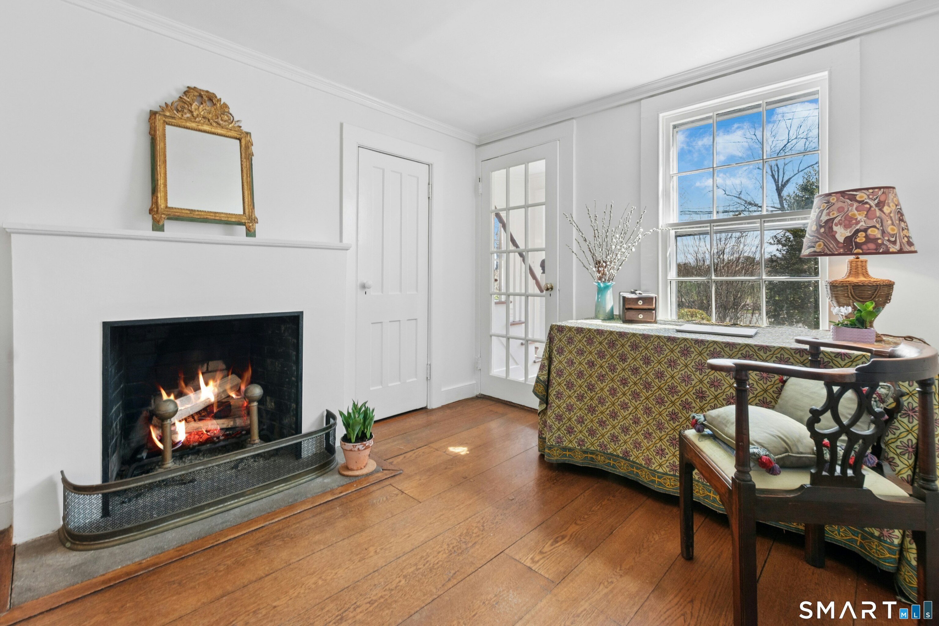 561 Middlesex Road Darien, CT 06820 - Photo 4 of 38