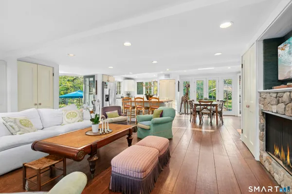 $2,999,000 | 561 Middlesex Road, Darien, CT 06820