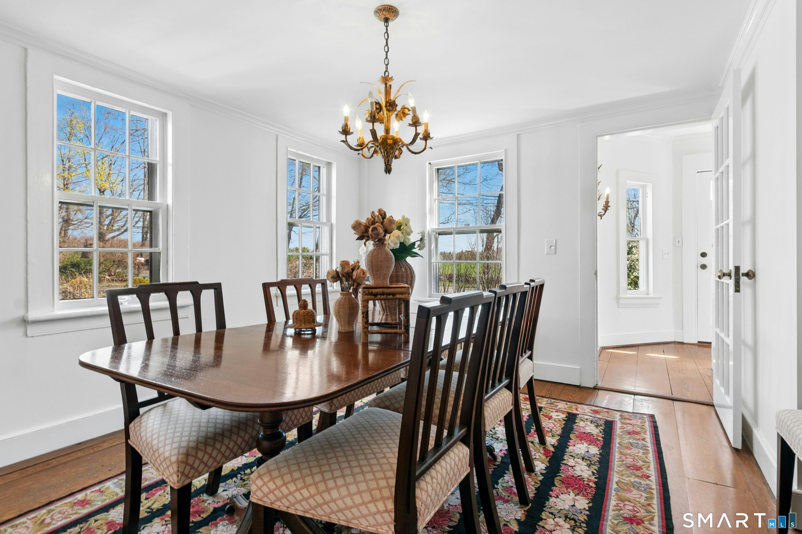 561 Middlesex Road Darien, CT 06820 - Photo 10 of 38