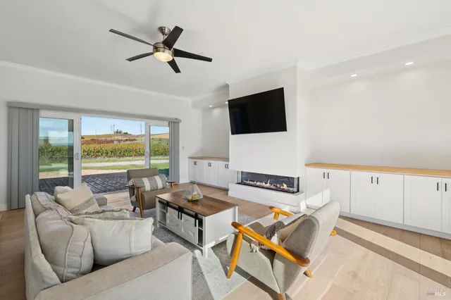 $1,999,999 | 1301 Duhig Road, Napa, CA 94559