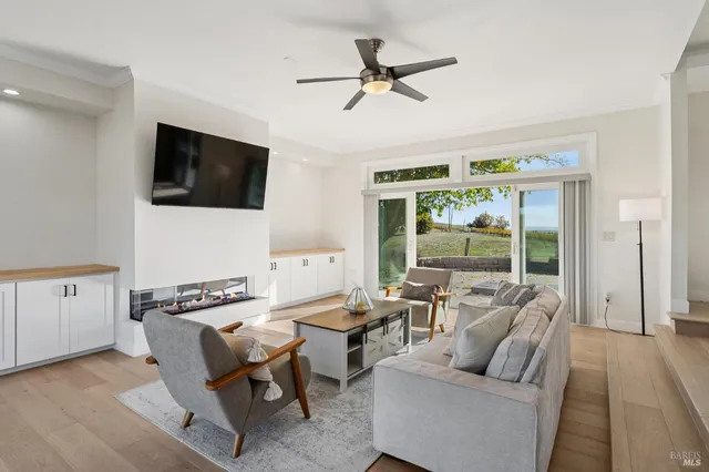 $1,999,999 | 1301 Duhig Road, Napa, CA 94559