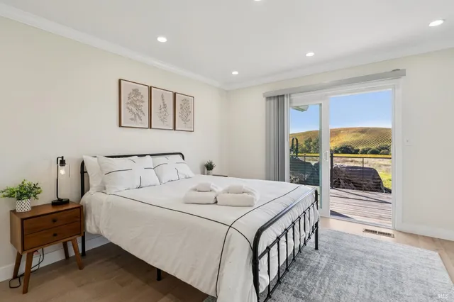 $1,999,999 | 1301 Duhig Road, Napa, CA 94559