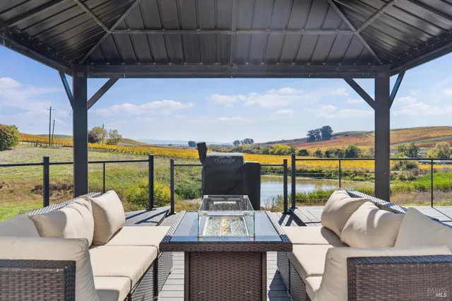 $1,999,999 | 1301 Duhig Road, Napa, CA 94559