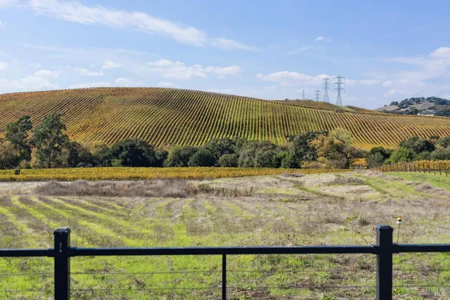 $1,999,999 | 1301 Duhig Road, Napa, CA 94559