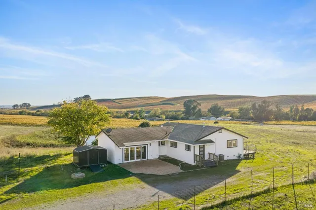 $1,999,999 | 1301 Duhig Road, Napa, CA 94559