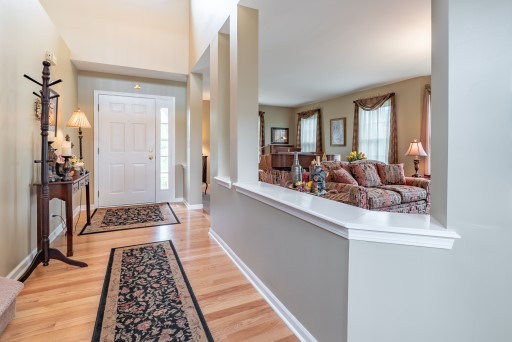 907 Angle Tarn West Dundee, IL 60118 - Photo 3 of 39