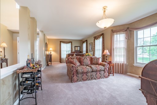 907 Angle Tarn West Dundee, IL 60118 - Photo 4 of 39