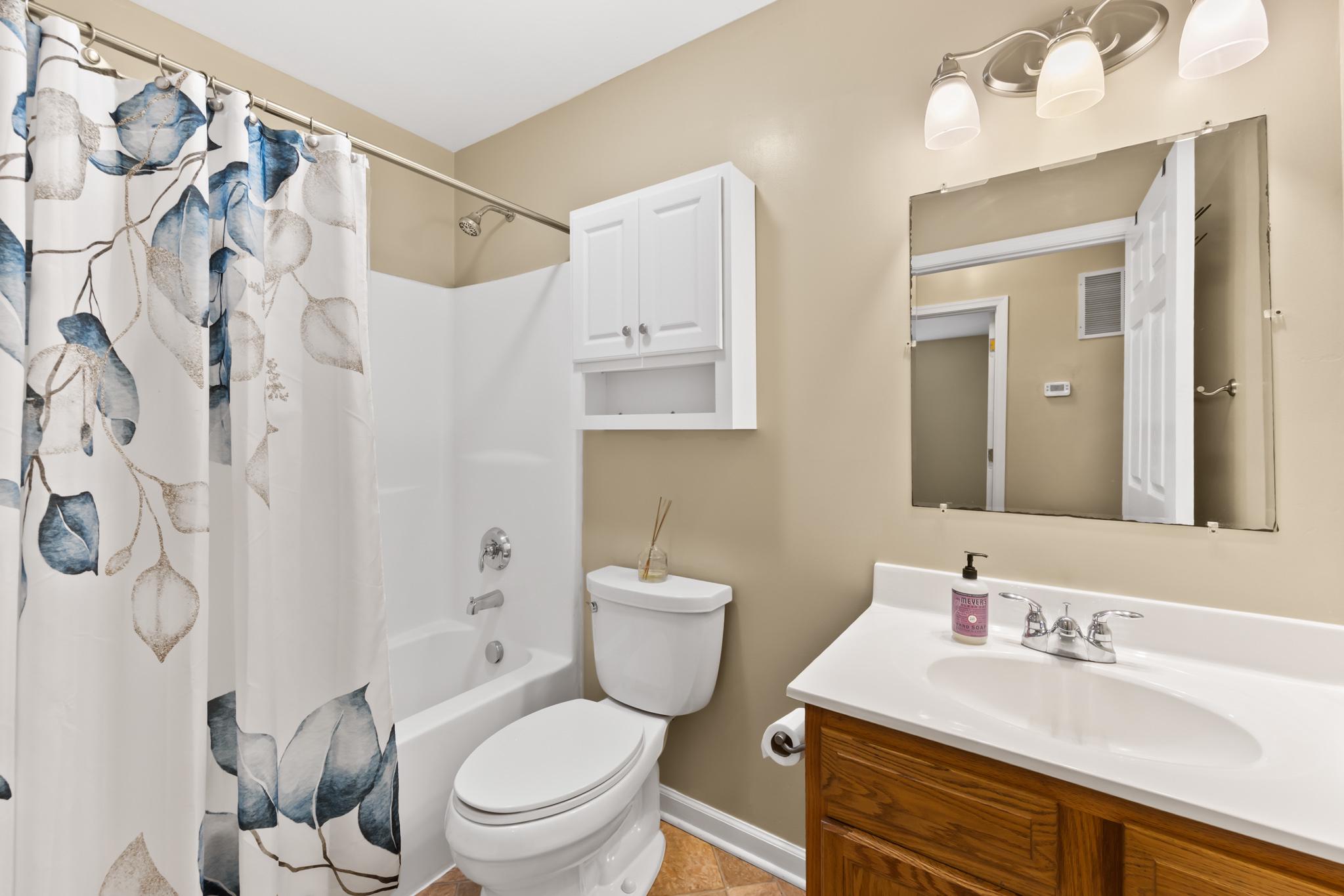 4771 South Blue Ridge Turnpike Rochelle, VA 22738 - Photo 23 of 38 Full Bath - Main