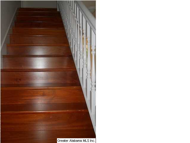 1038 Independence Court Alabaster, AL 35007 - Photo 2 of 12