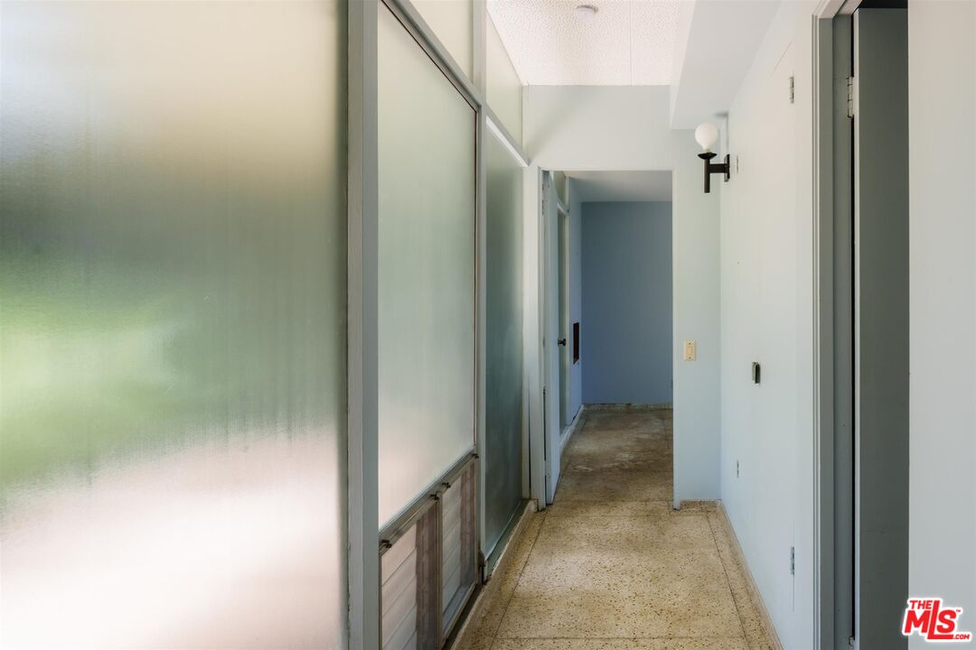 2885 Edgewick Road Glendale, CA 91206 - Photo 40 of 75