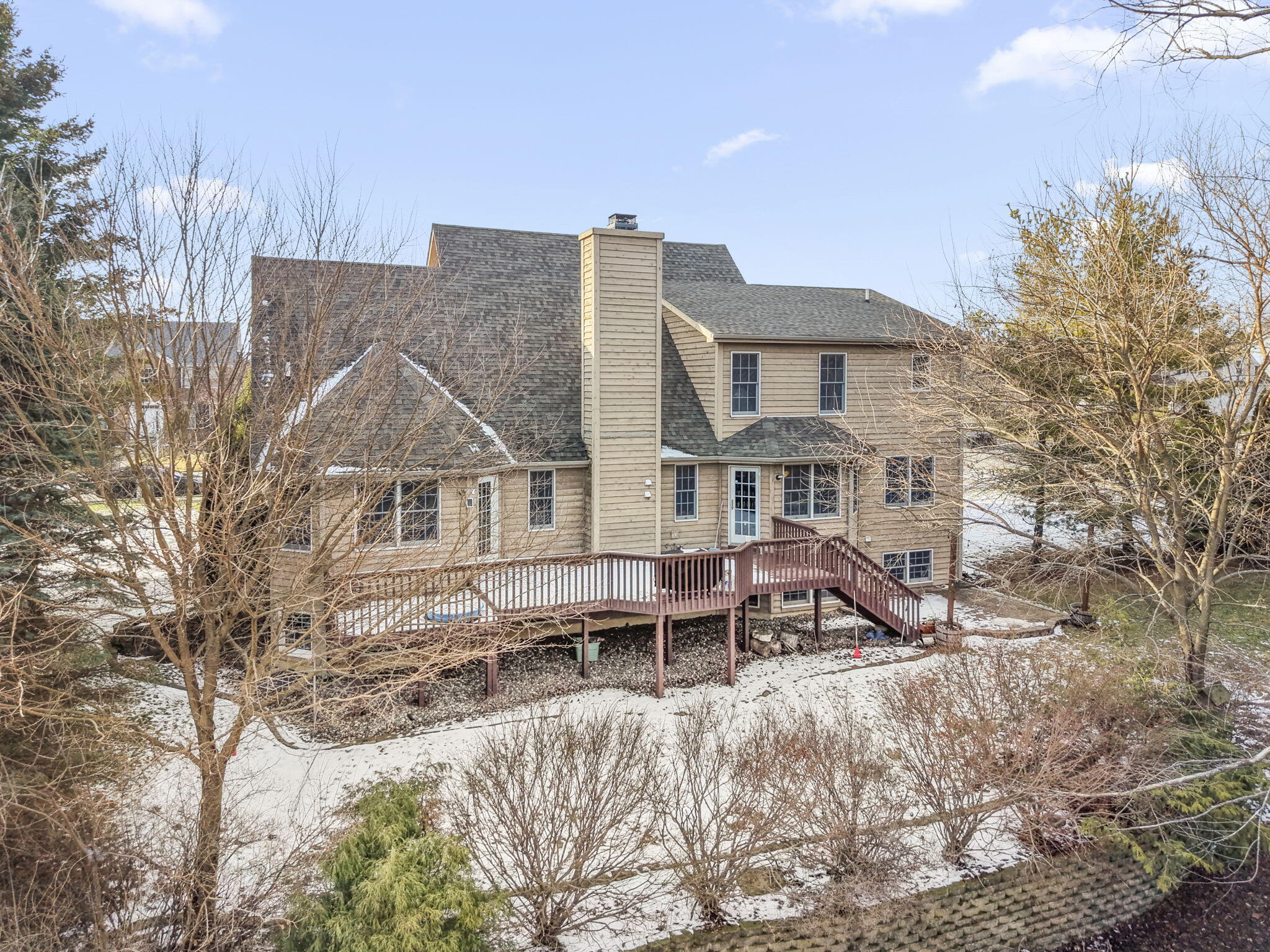 3102 Coachman Trail Valparaiso, IN 46385 - Photo 31 of 33 a front view of a house with a yard and balcony