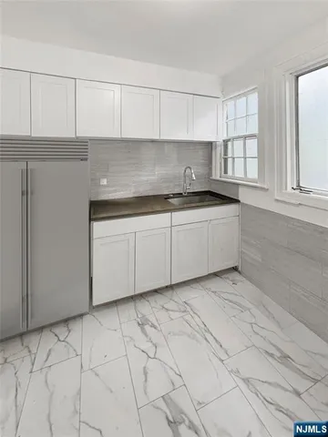 $699,000 | 110 Fairview Avenue, Teaneck, NJ 07666