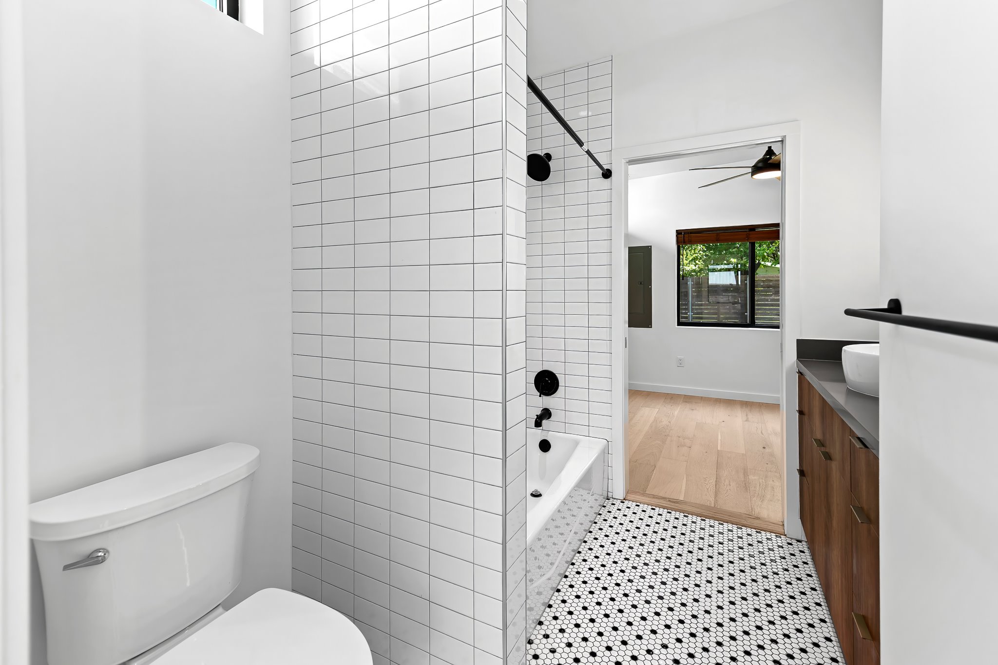 1908 Richcreek Road Austin, TX 78757 - Photo 29 of 40 Gallery Image 29