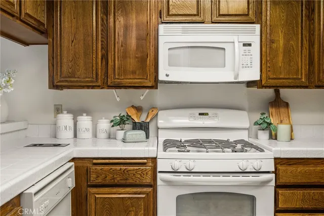 $725,000 | 126 South Waterwheel Way, Orange, CA 92869